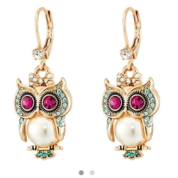 Betsey Johnson Jewelry - Betsey Johnson Pearl Critter Owl Drop Earrings